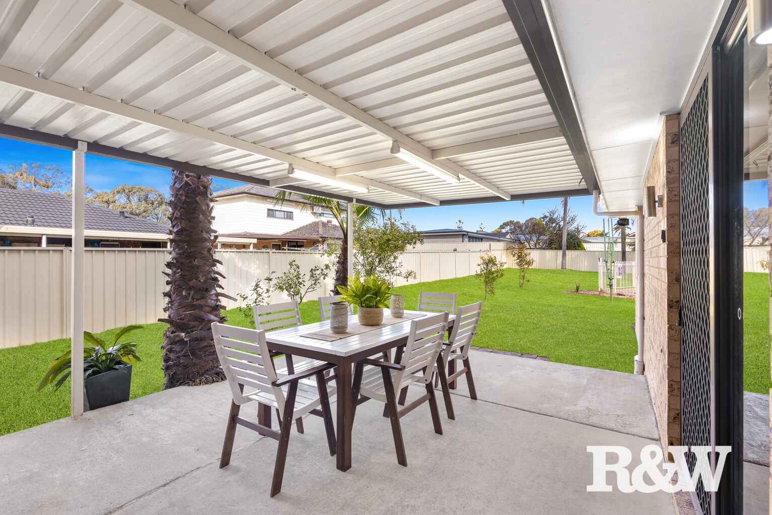 16 Avon Place St Clair 16 Avon Place St Clair