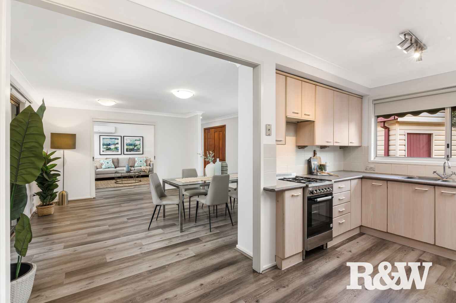 16 Avon Place St Clair 16 Avon Place St Clair