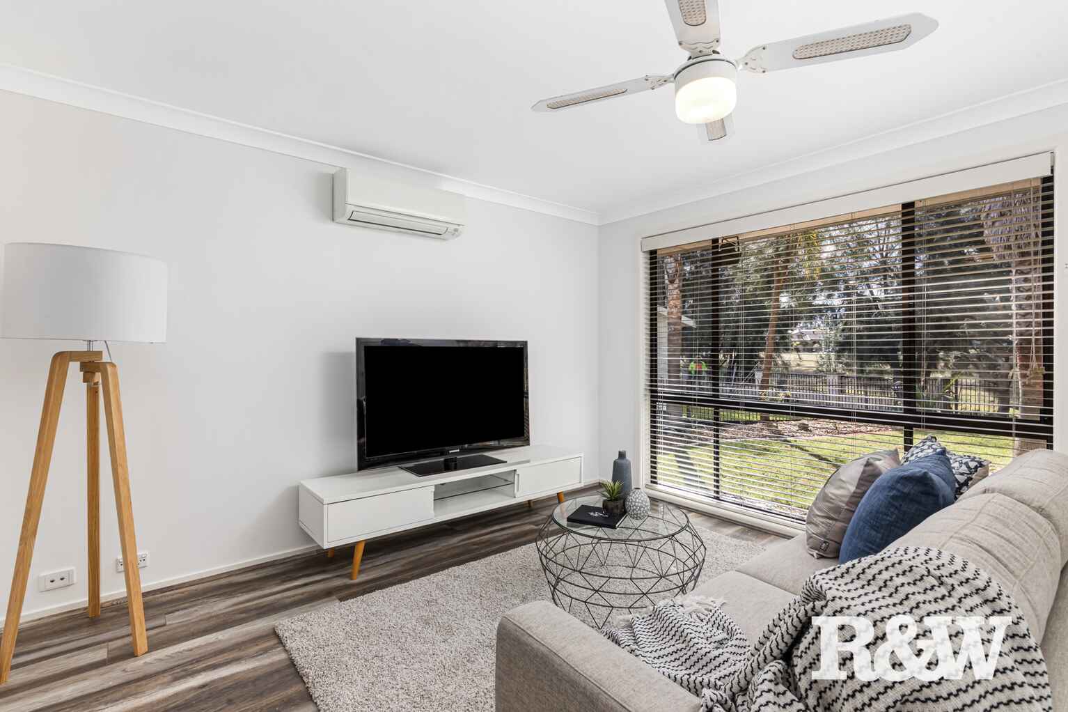 16 Avon Place St Clair 16 Avon Place St Clair