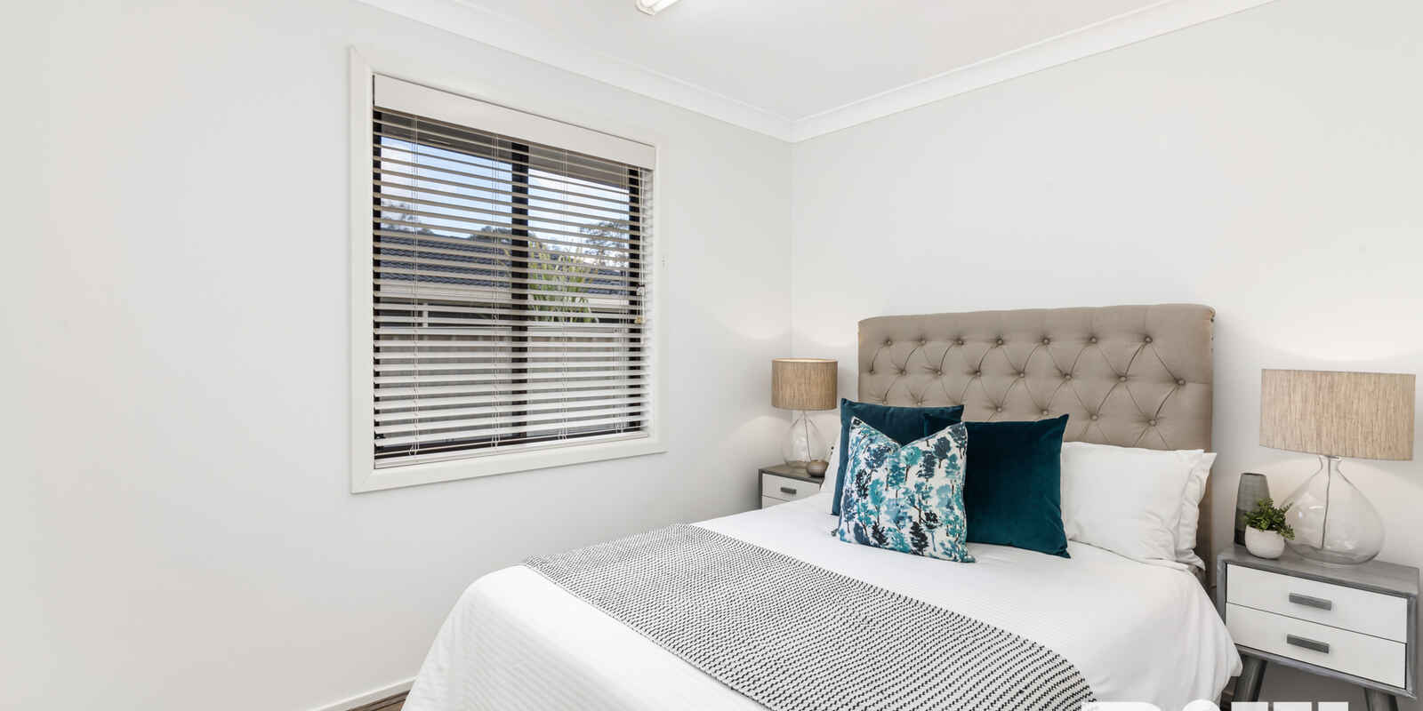 16 Avon Place St Clair 16 Avon Place St Clair