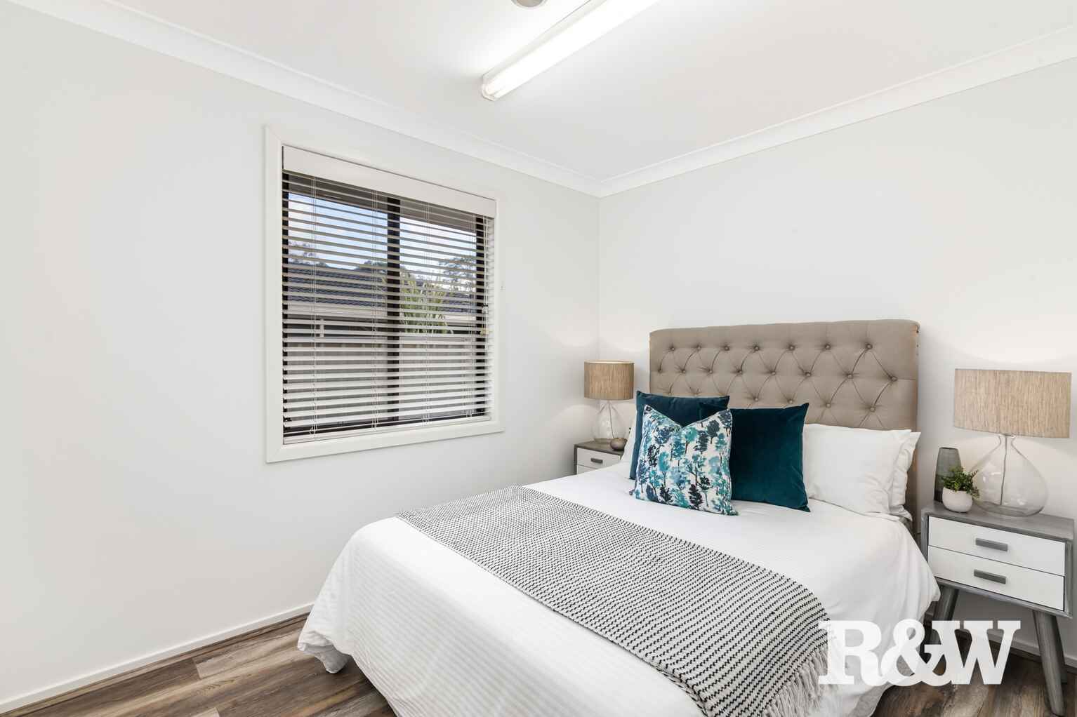 16 Avon Place St Clair 16 Avon Place St Clair