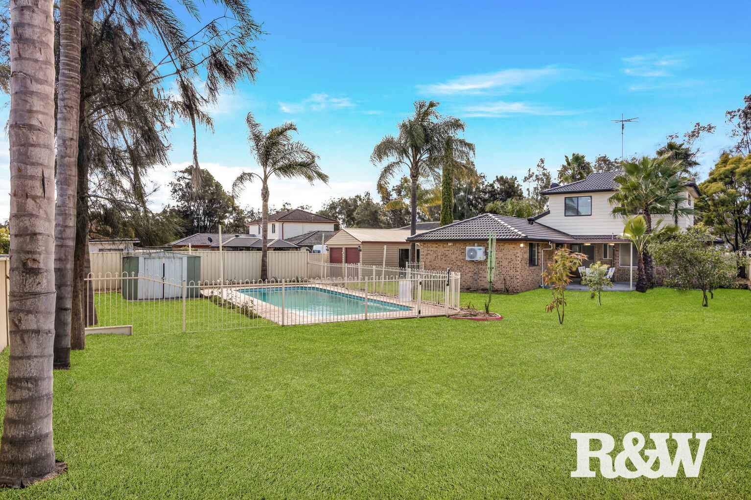 16 Avon Place St Clair 16 Avon Place St Clair