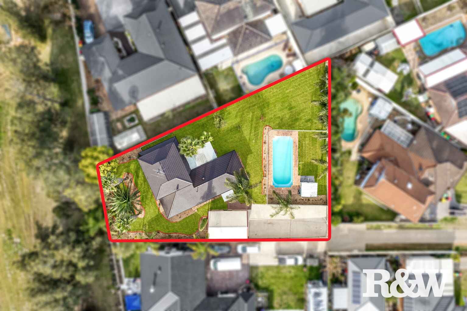 16 Avon Place St Clair 16 Avon Place St Clair