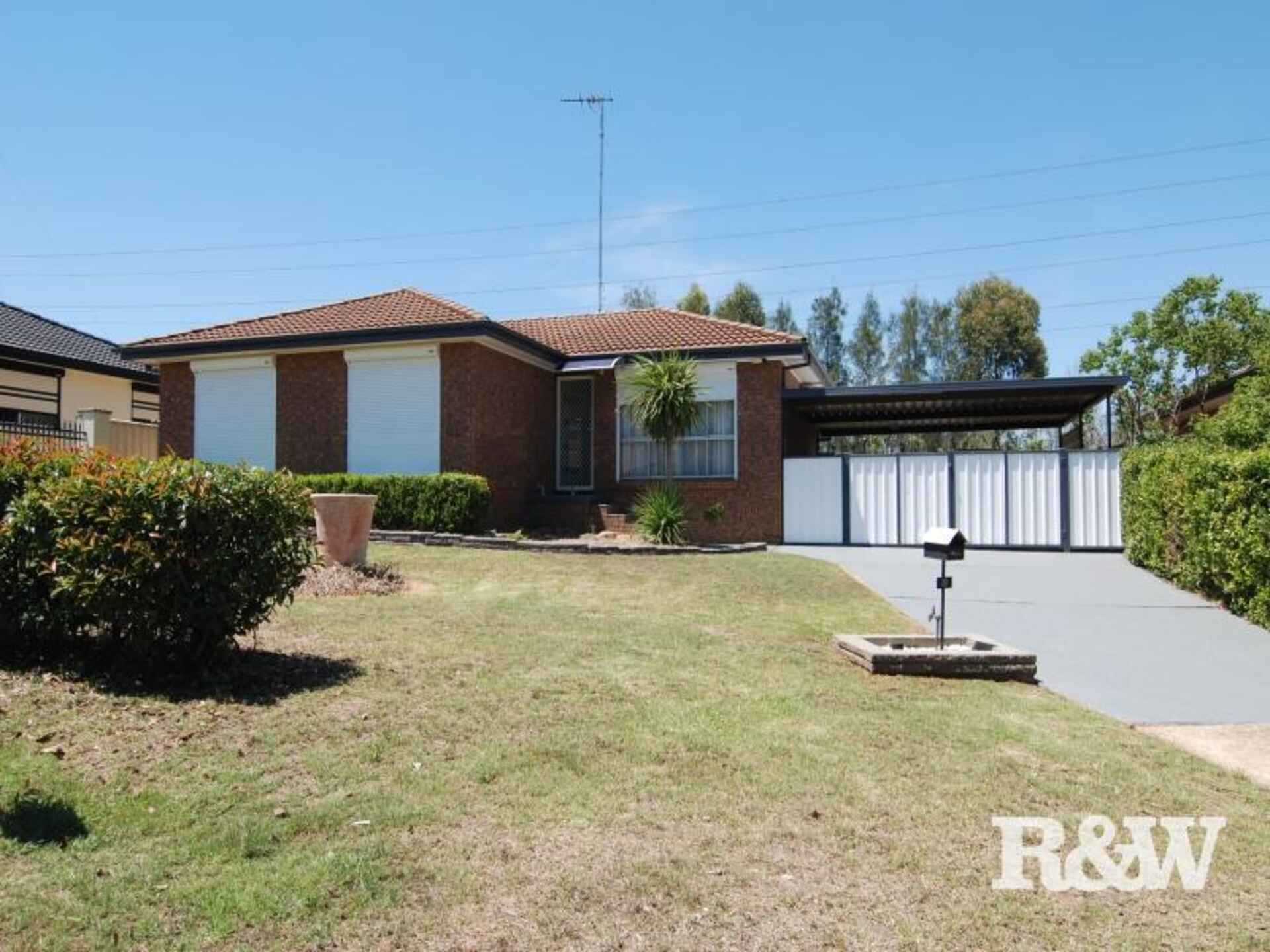 16 Tapi Glen St Clair