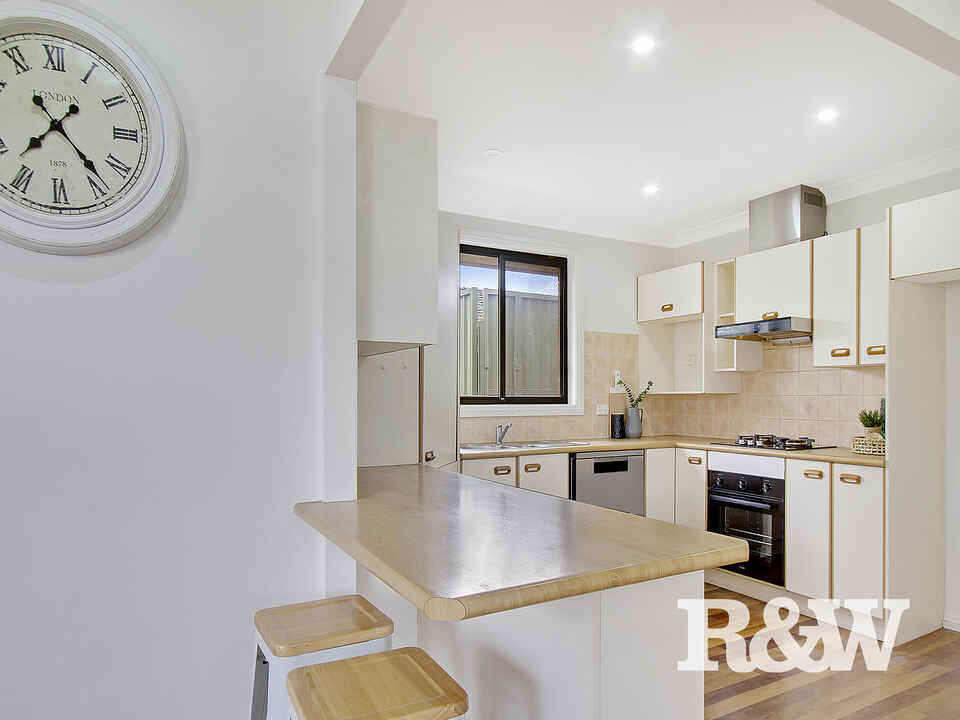 18 Caribou Close St Clair