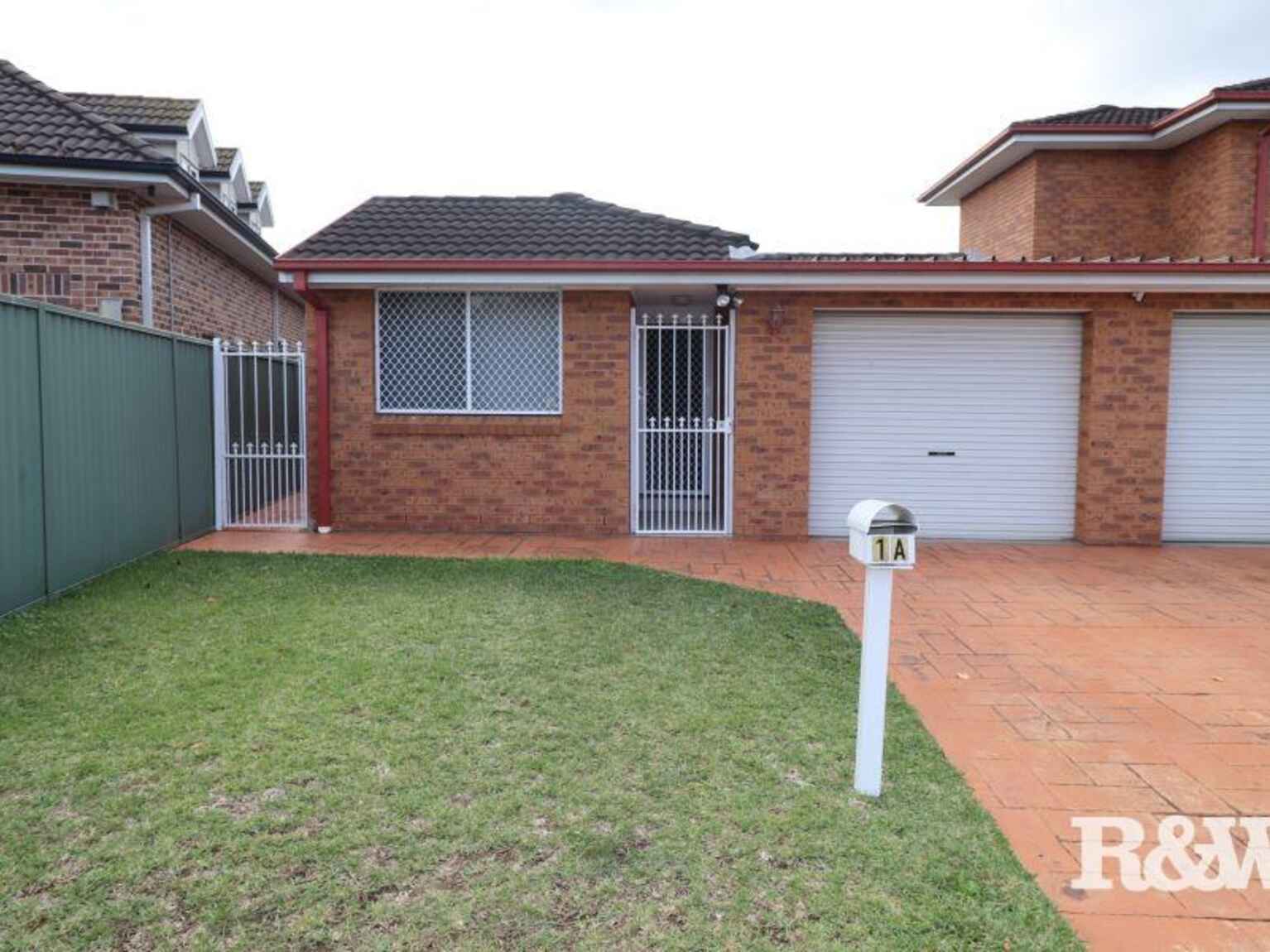 1A Chrisalex Place St Clair