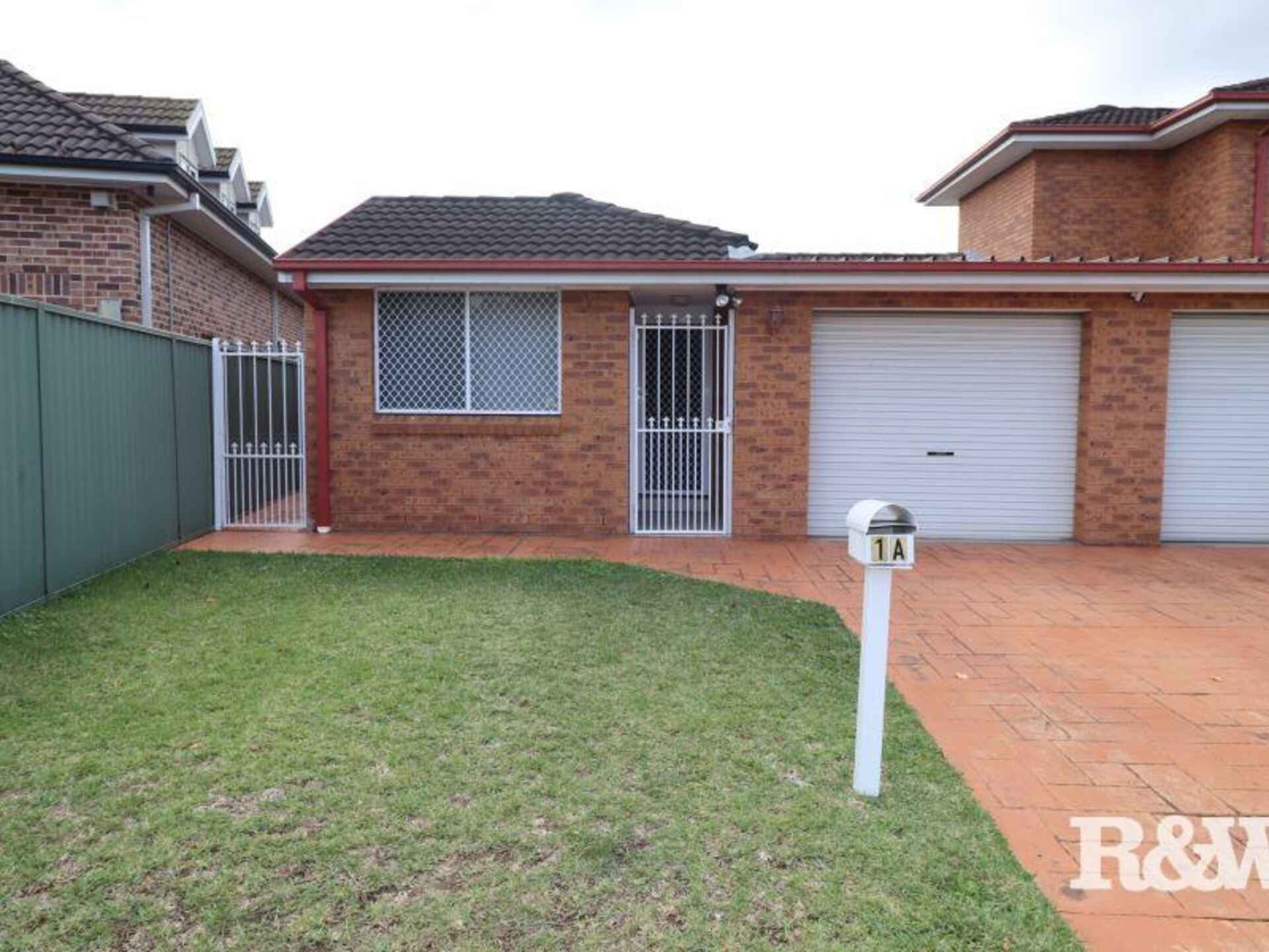 1A Chrisalex Place St Clair