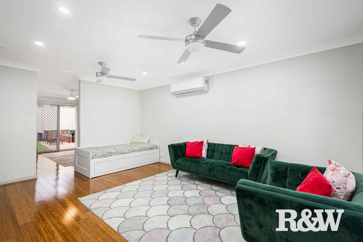 21/113 The Lakes Drive Glenmore Park 21/113 The Lakes Drive Glenmore Park