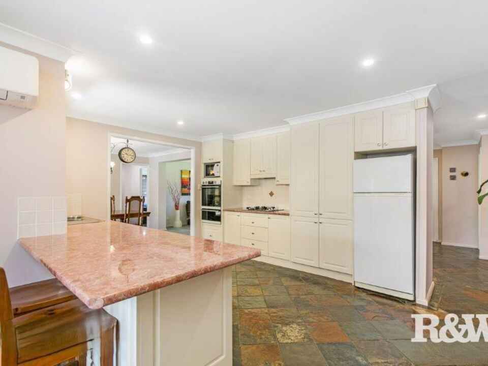 14 Mynah Close St Clair
