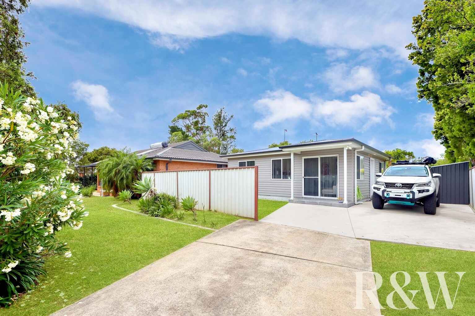 2 & 2A Francis Greenway Avenue St Clair