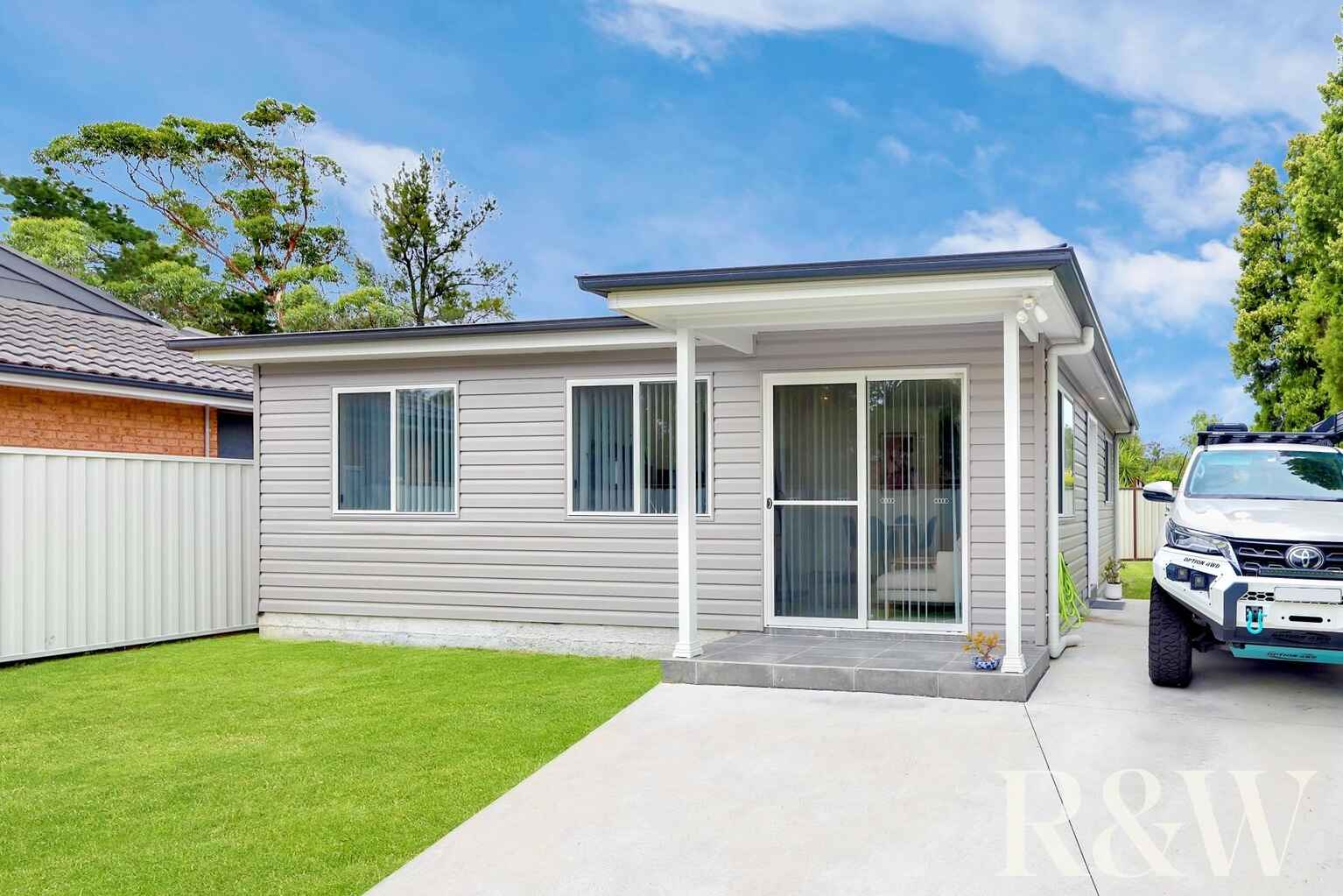 2 & 2A Francis Greenway Avenue St Clair