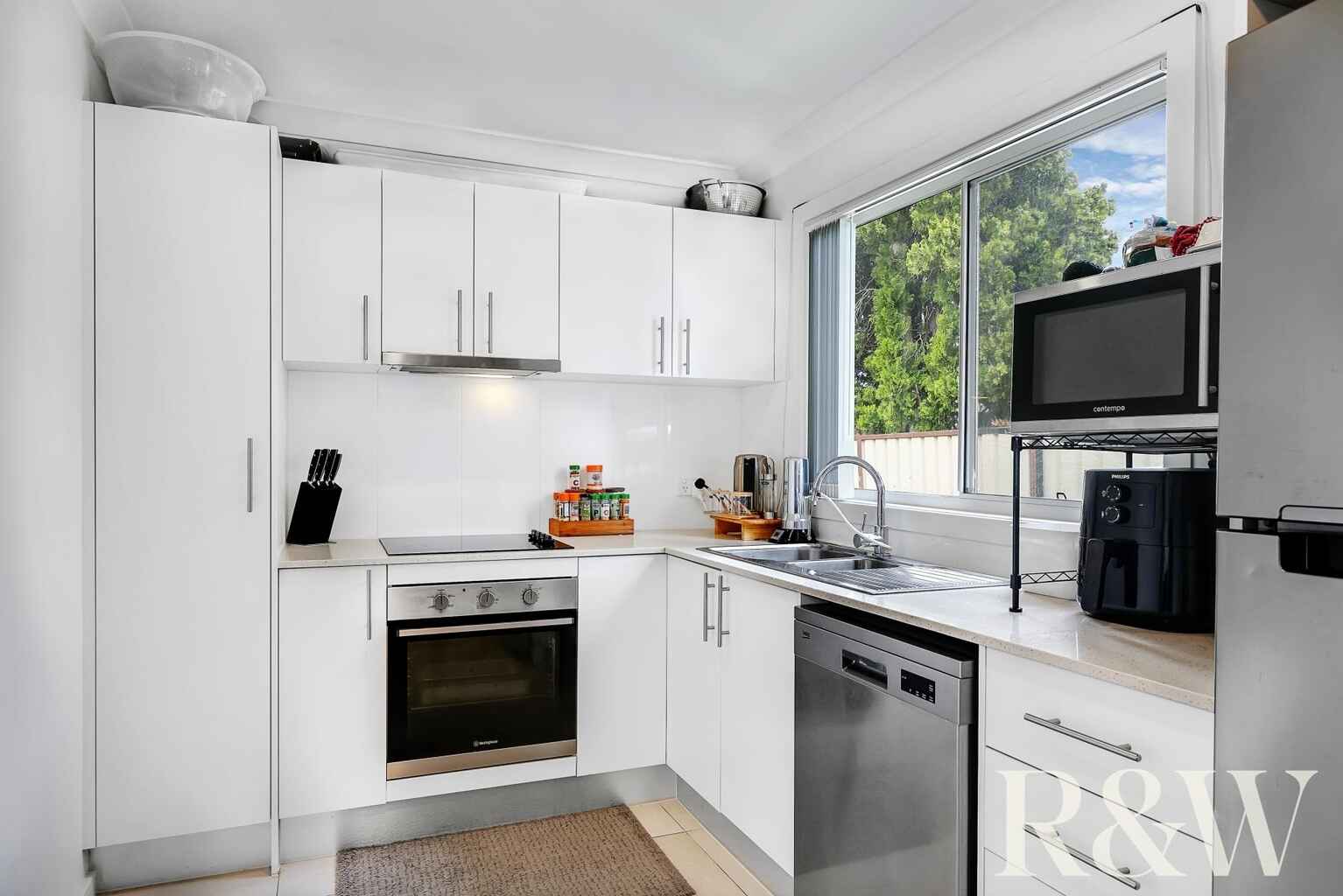 2 & 2A Francis Greenway Avenue St Clair