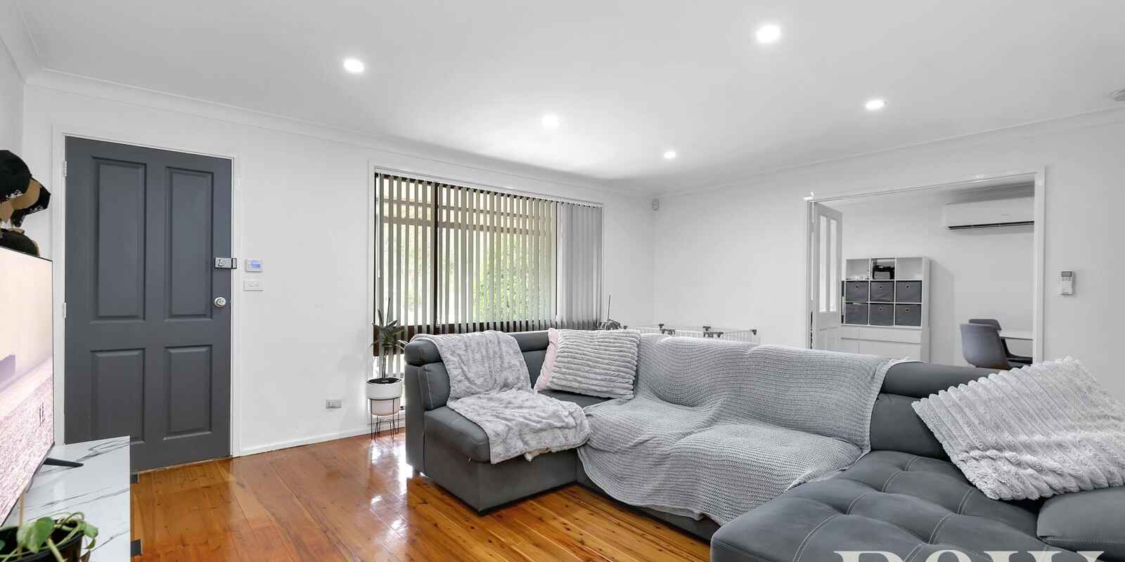 2 & 2A Francis Greenway Avenue St Clair