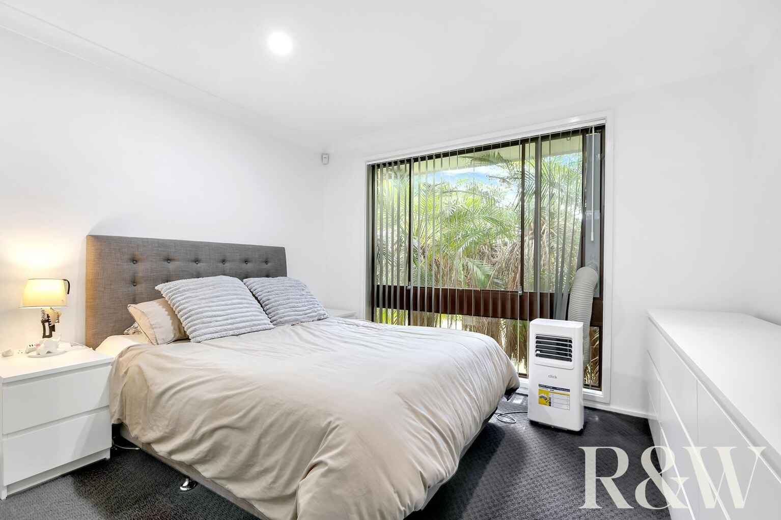 2 & 2A Francis Greenway Avenue St Clair