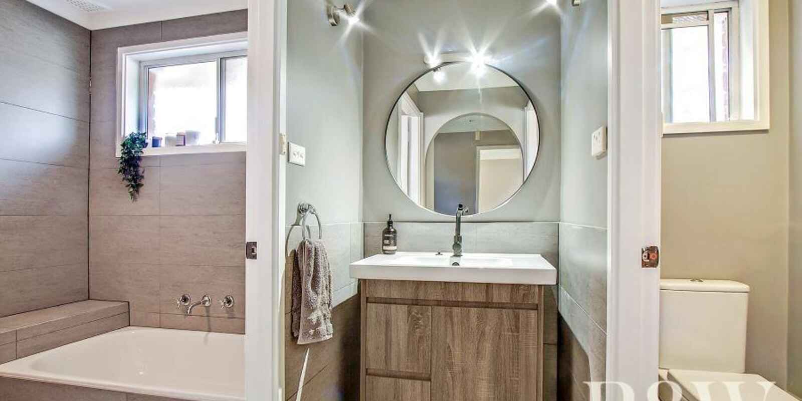 29 McCartney Crescent St Clair