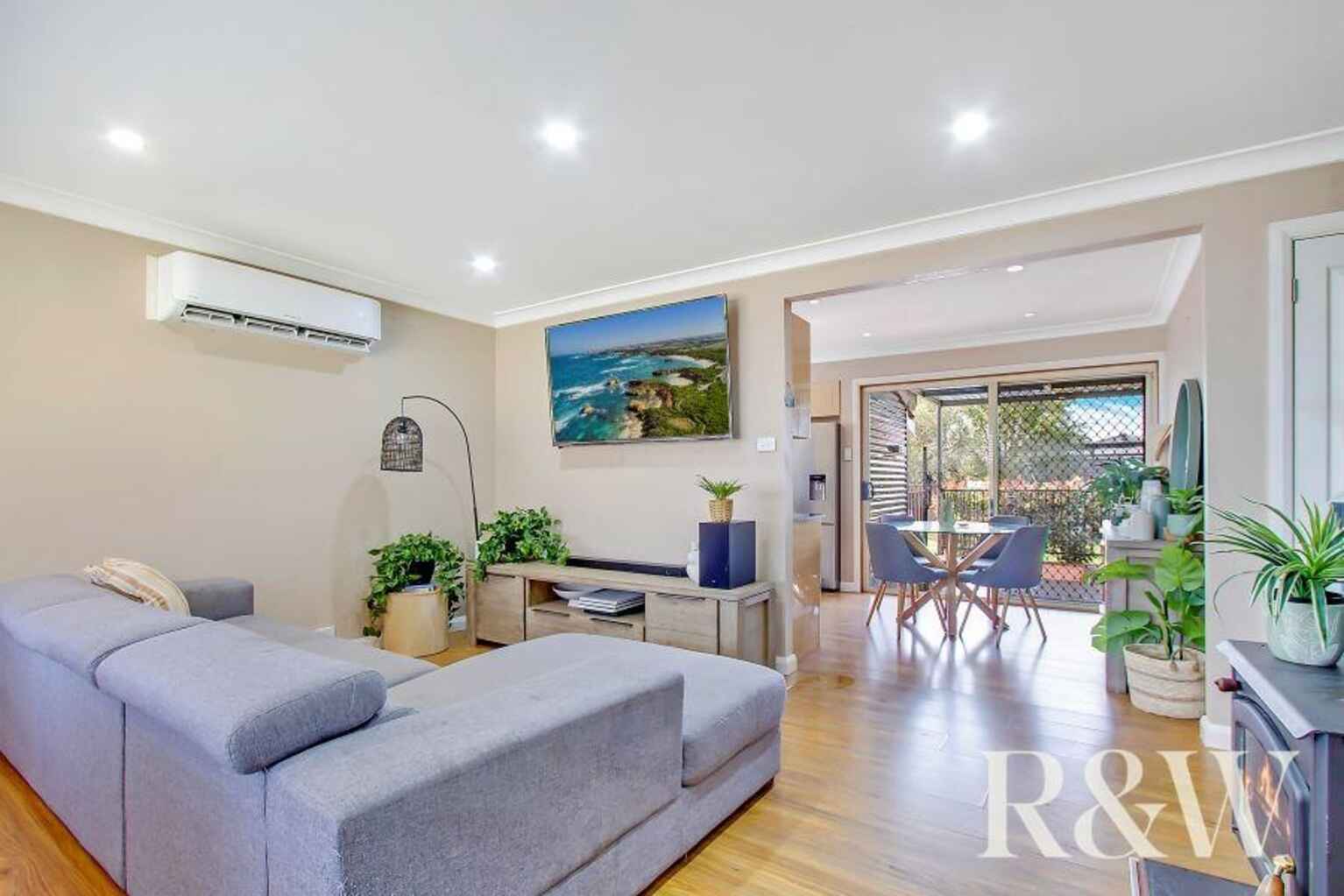 8 Melville Road St Clair