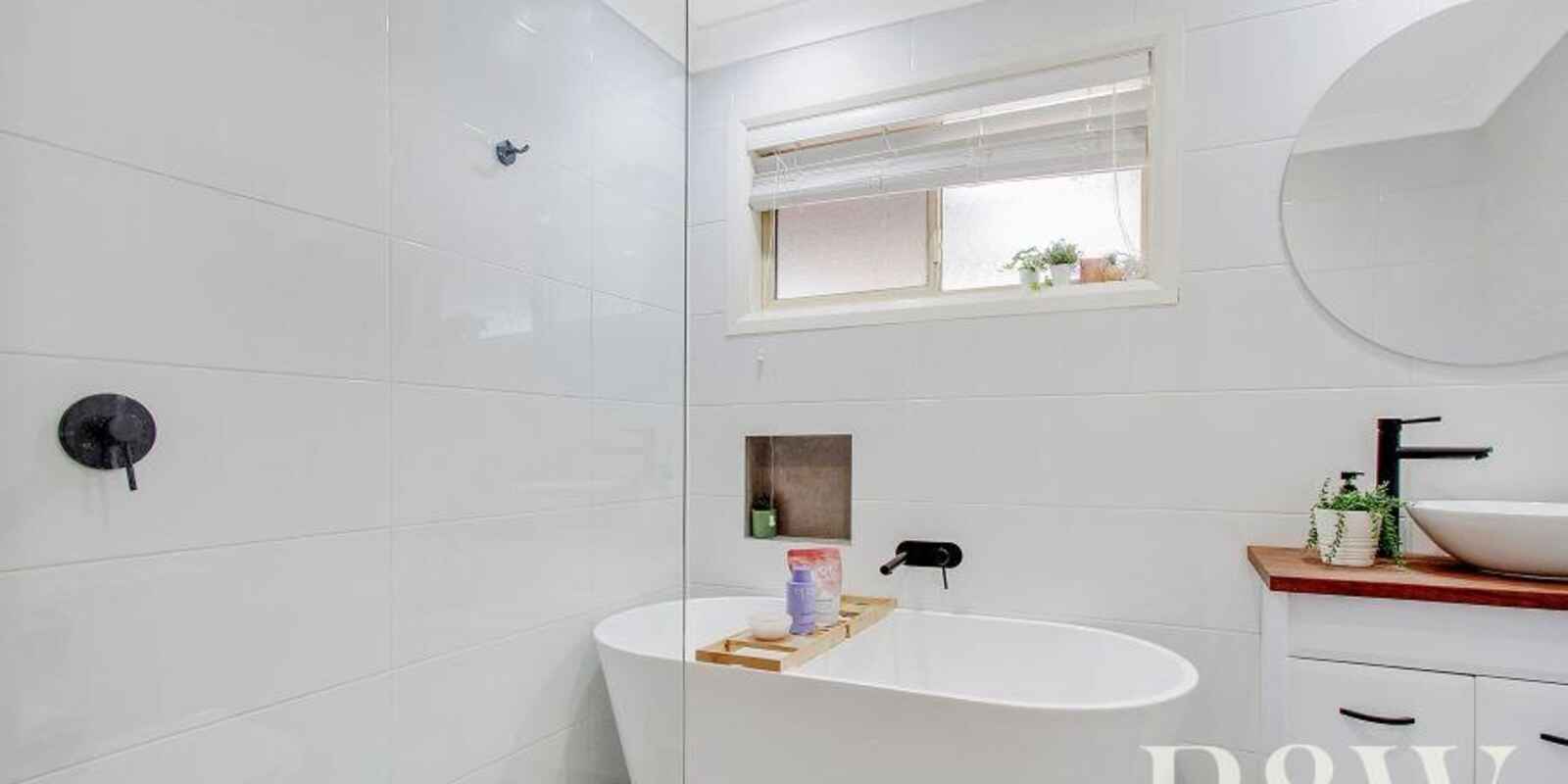 8 Melville Road St Clair