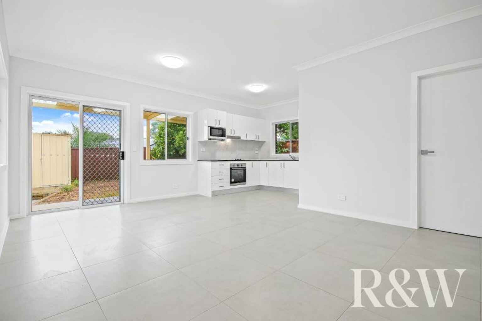 16a Arundel Park Drive St Clair