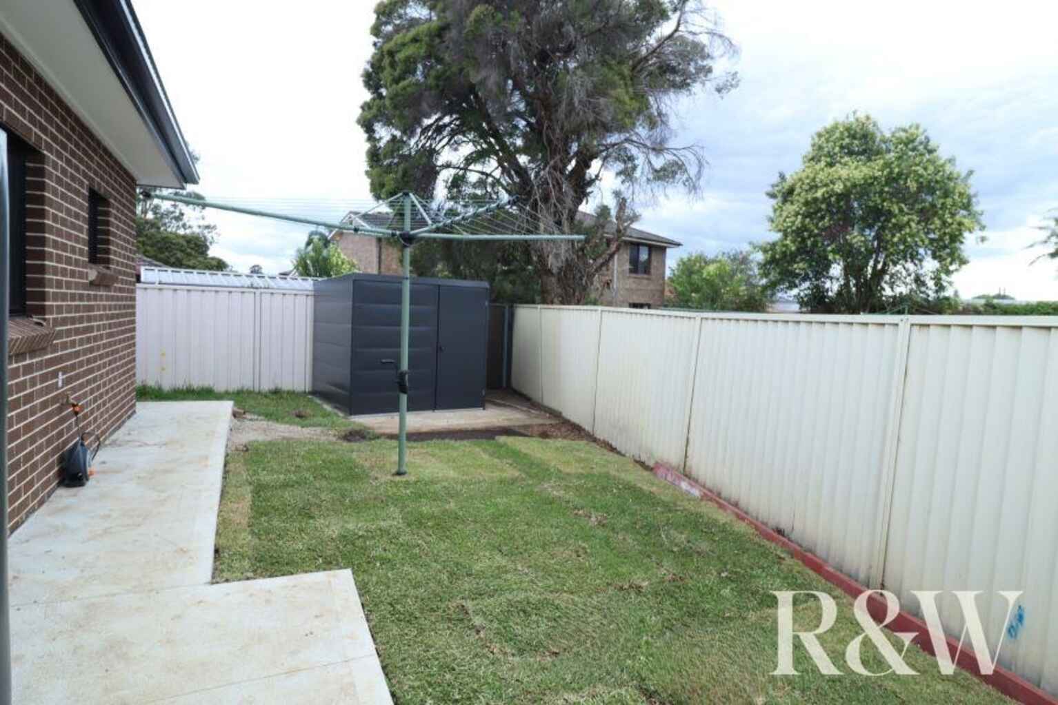 4A Madison Circuit St Clair