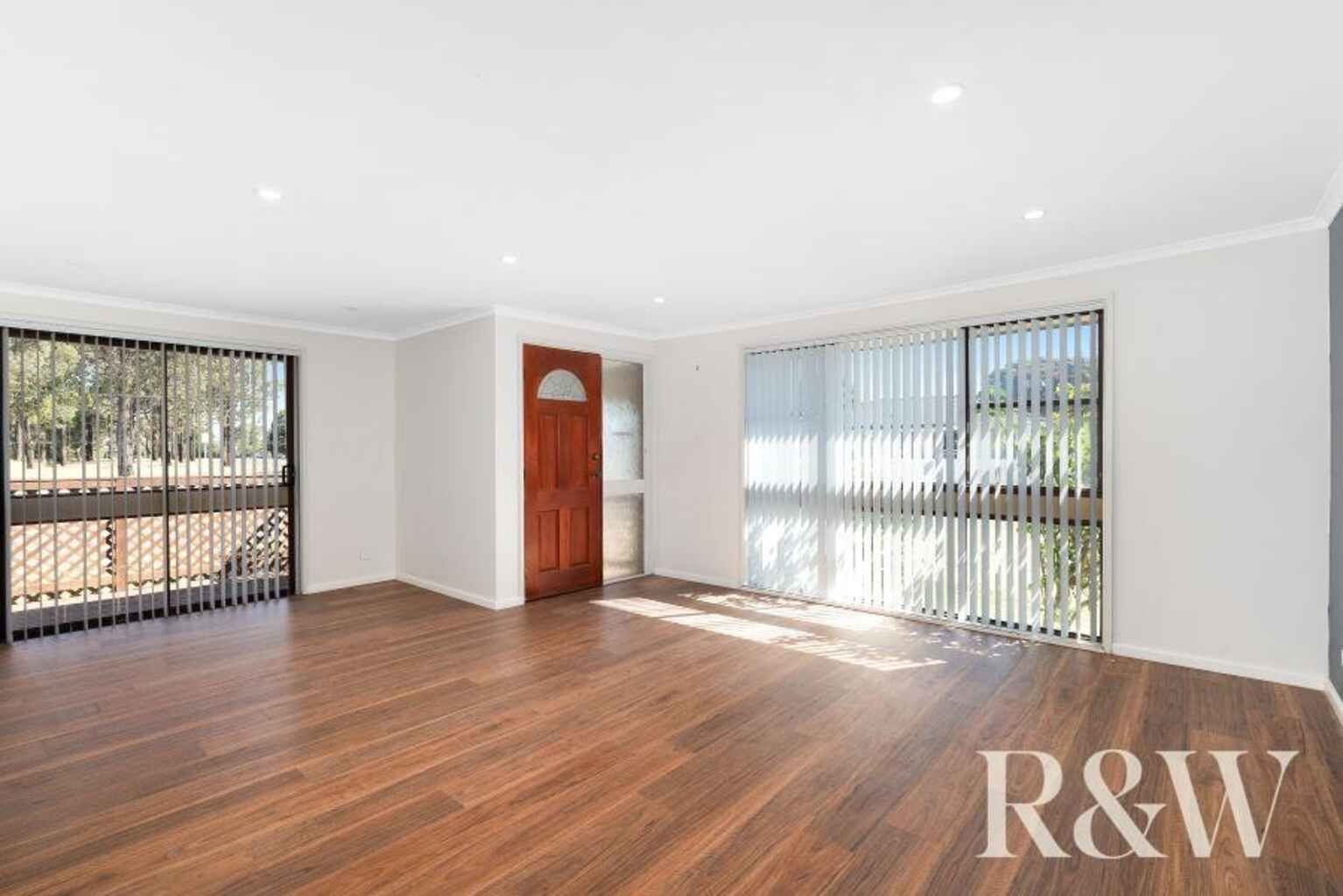 15 Daniel Parade St Clair