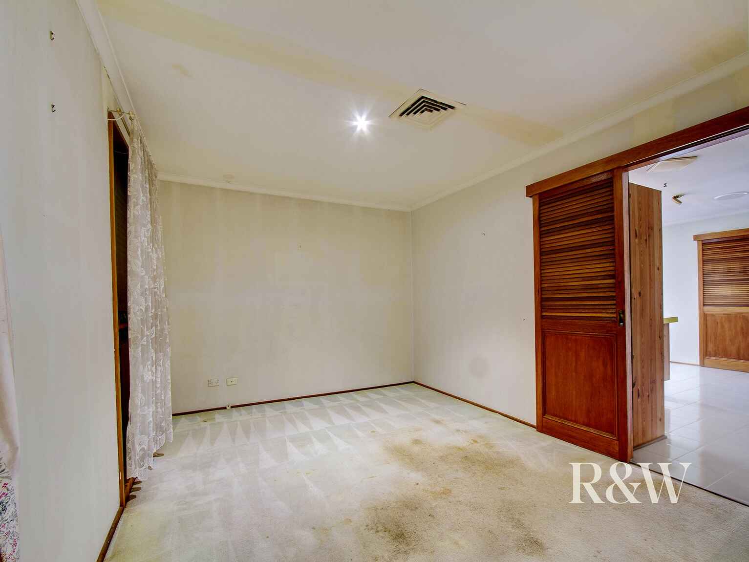 38 Garrick Road St Clair 38 Garrick Road St Clair