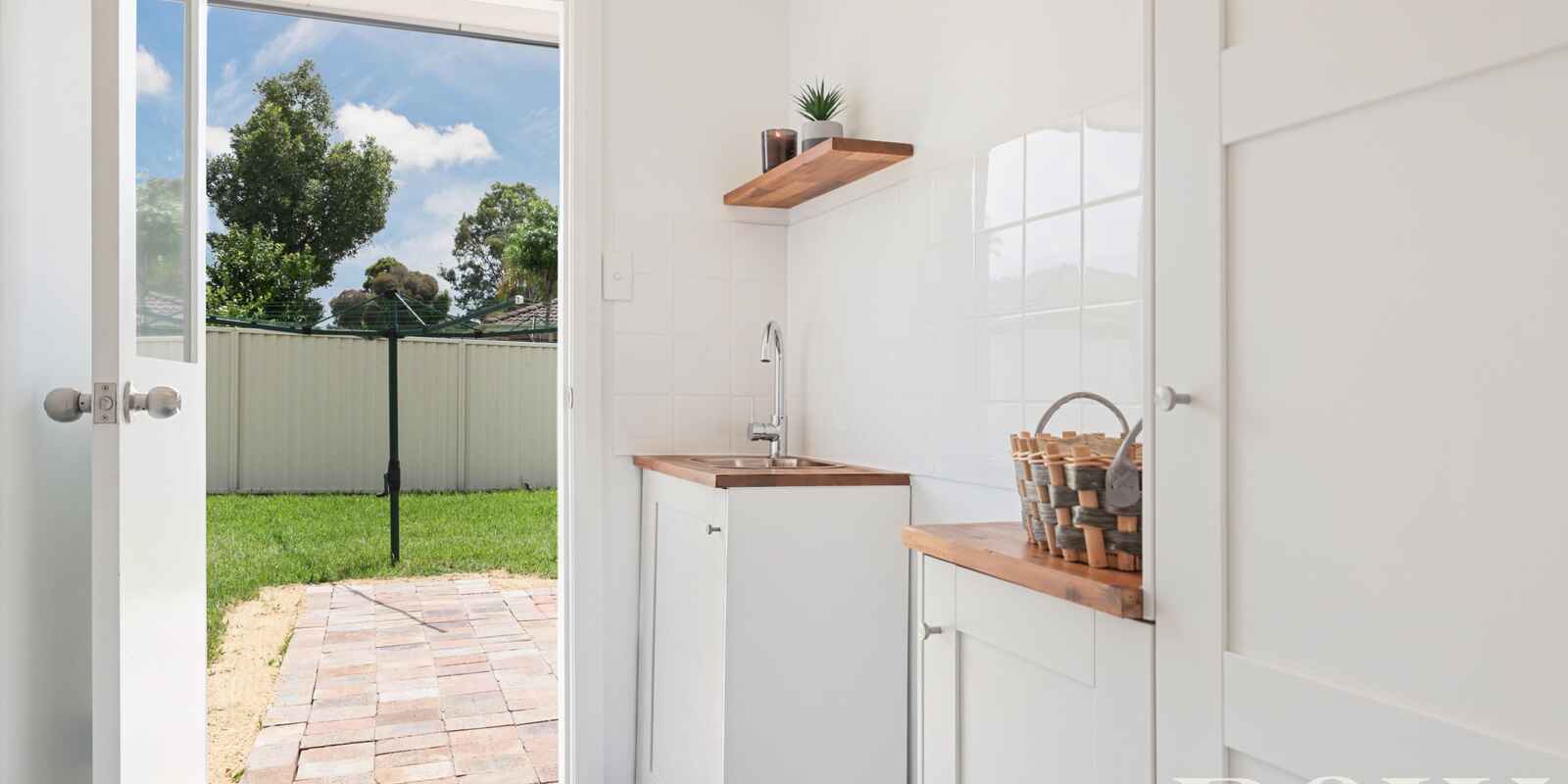 13 & 13A Warrenton Street St Clair