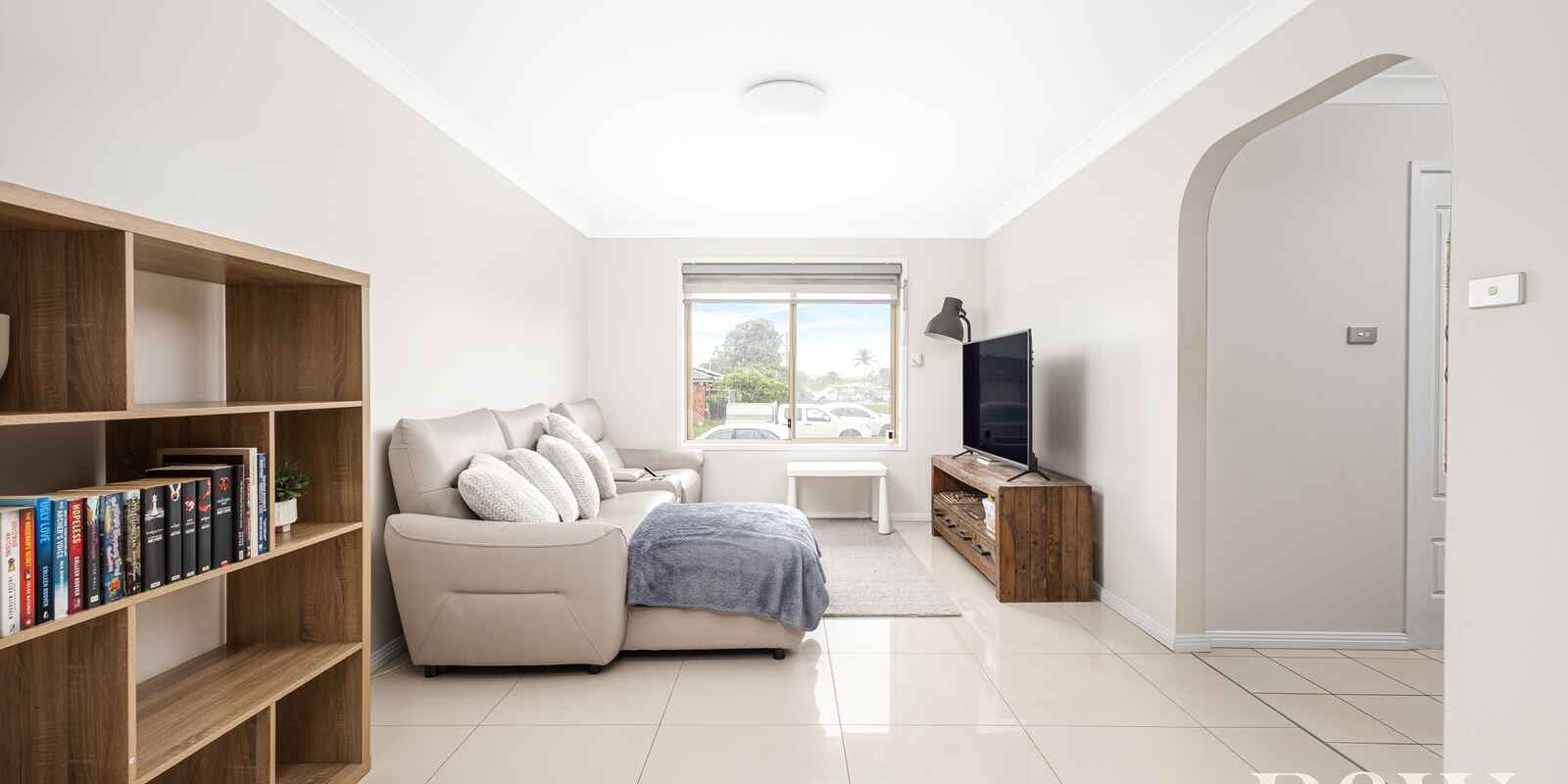 6 Ashwick Circuit St Clair