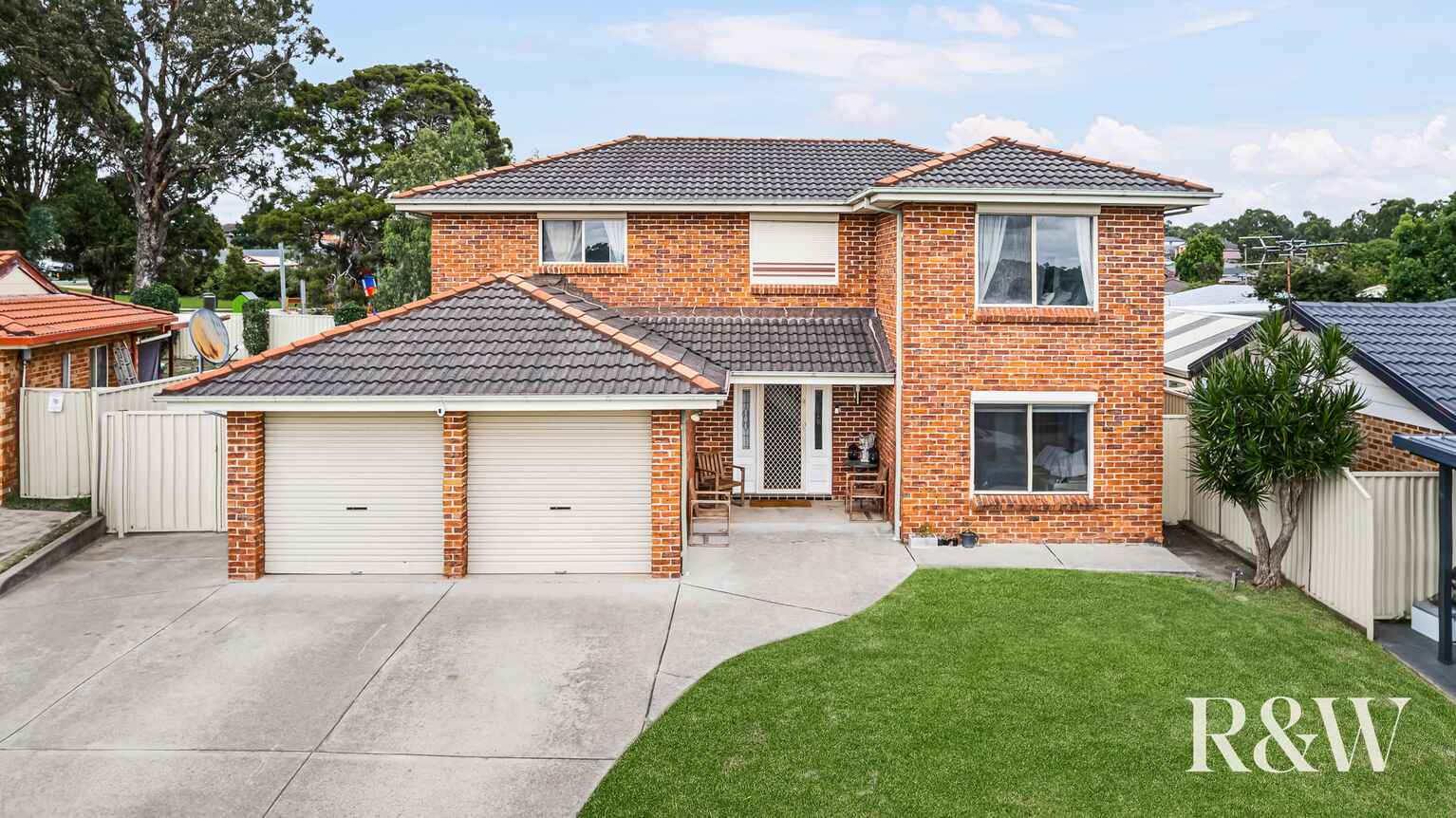 6 Ashwick Circuit St Clair