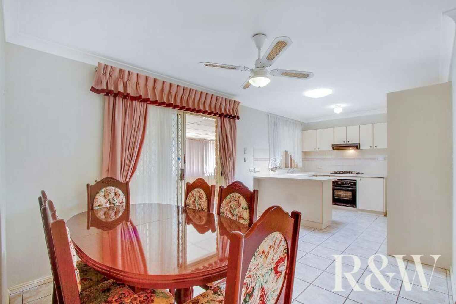 5 Shamrock Court St Clair