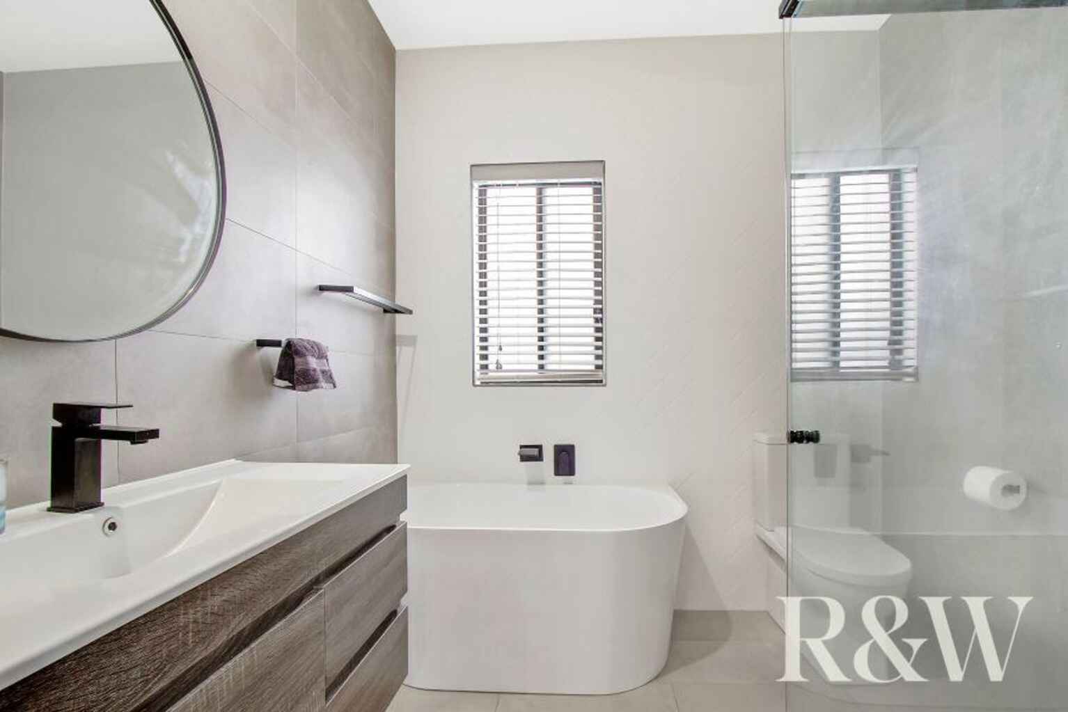 12A Starlight Place St Clair