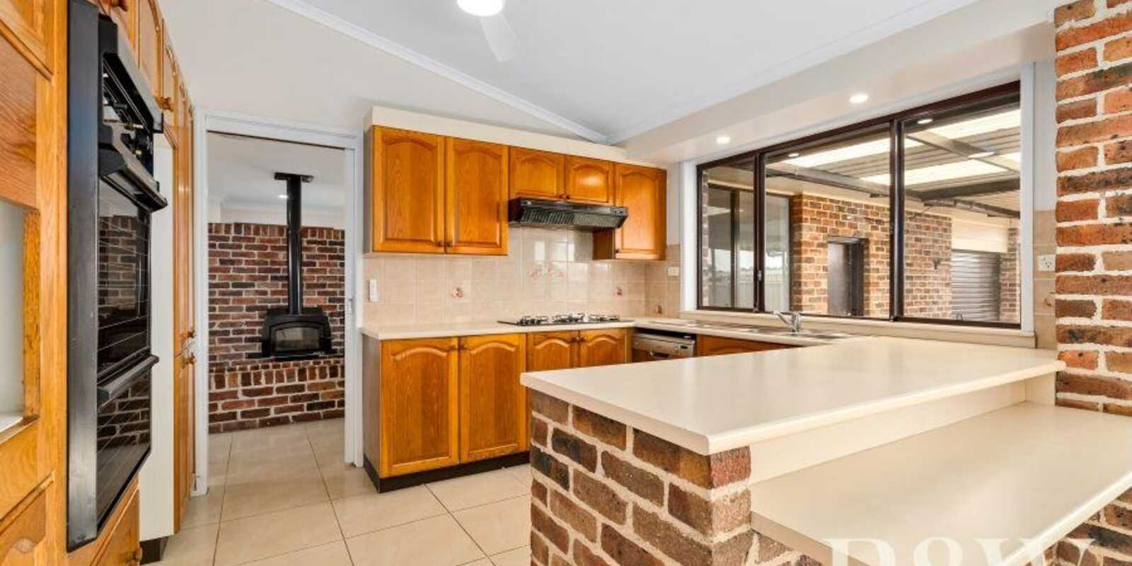 24 Fantail Crescent Erskine Park