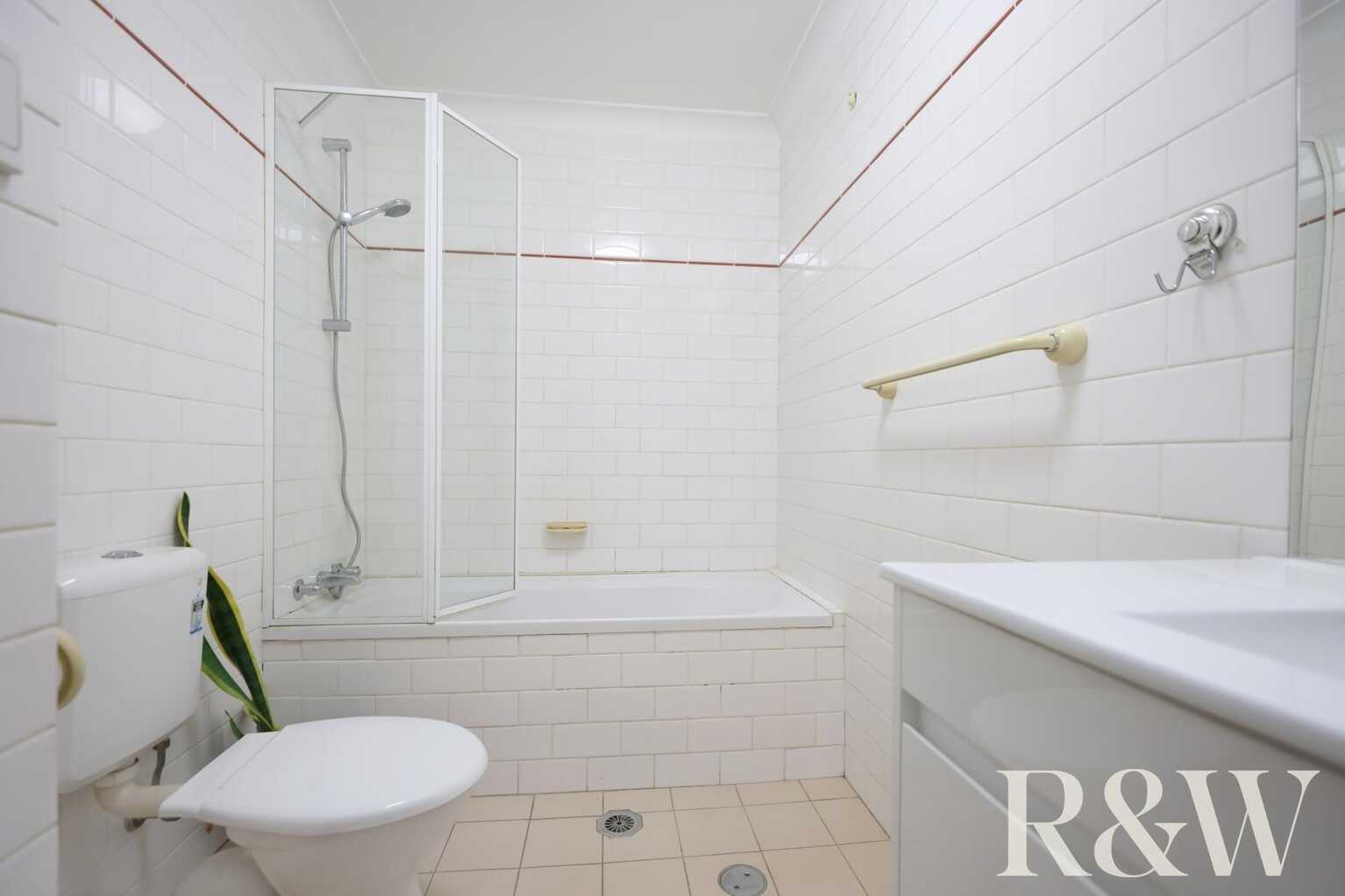 9/37 Binalong Road Pendle Hill