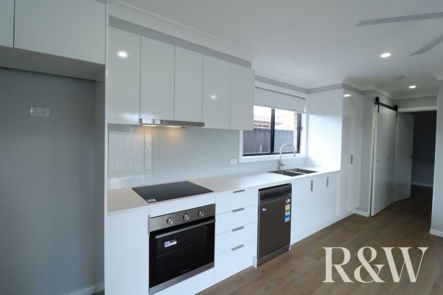 9A Tinarra Crescent Erskine Park