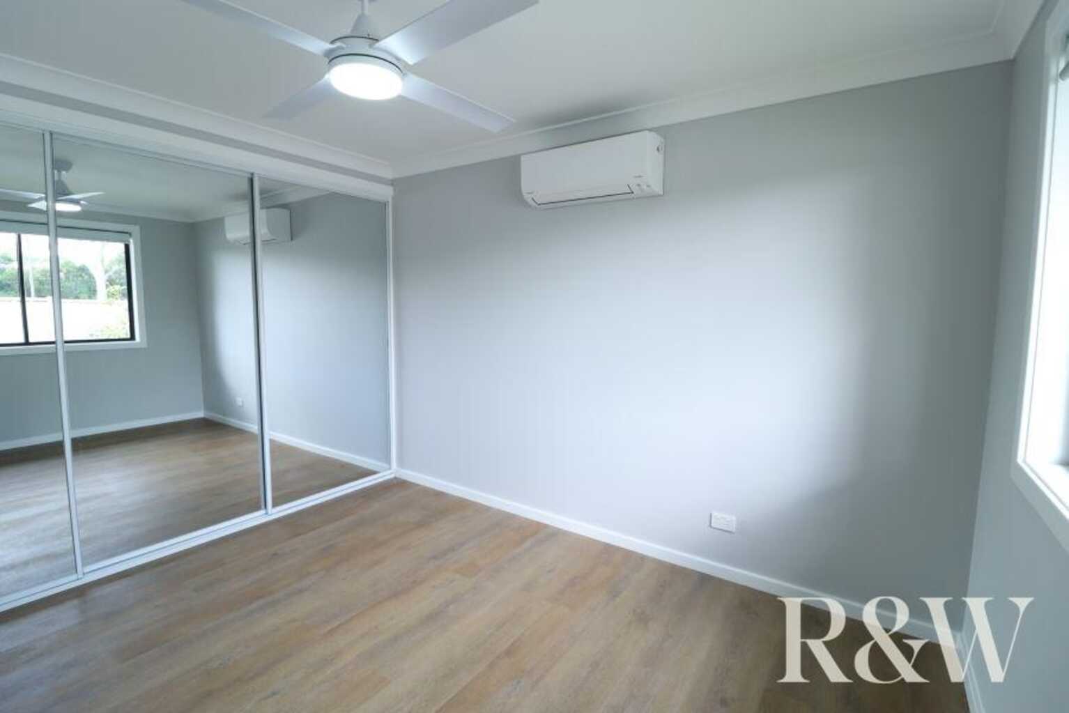 9A Tinarra Crescent Erskine Park