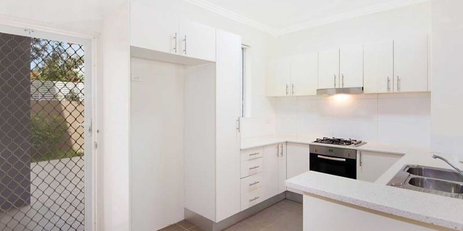 47/2-12 Civic Avenue Pendle Hill