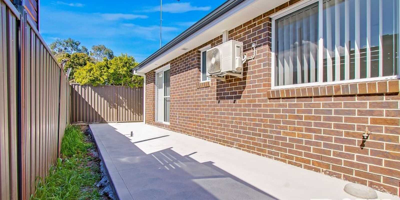 16A Mynah Close St Clair