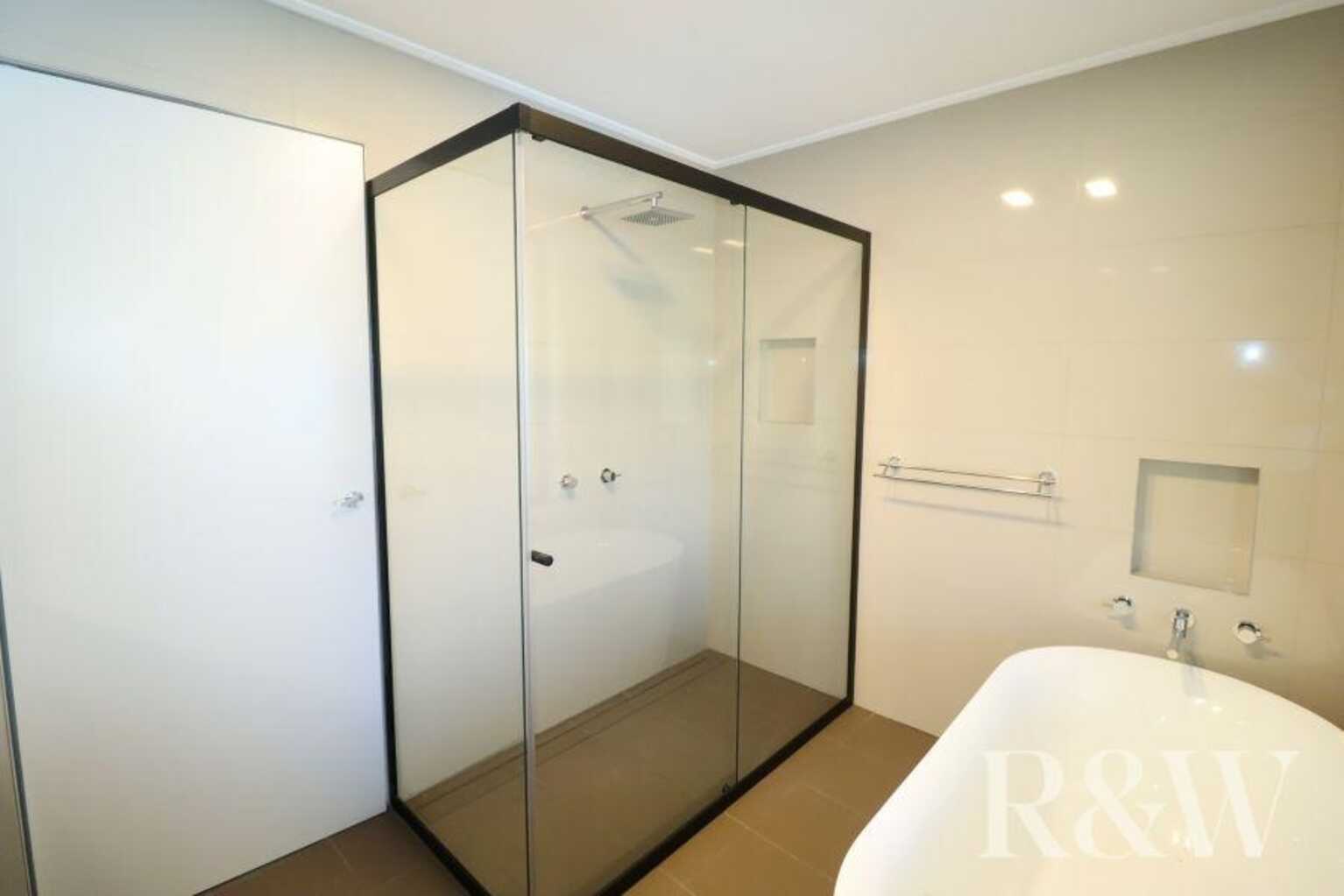 8 Nightmist Grove St Clair