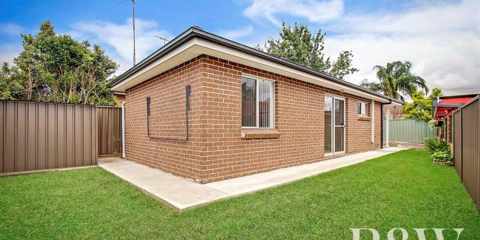 7A Hay Close St Clair