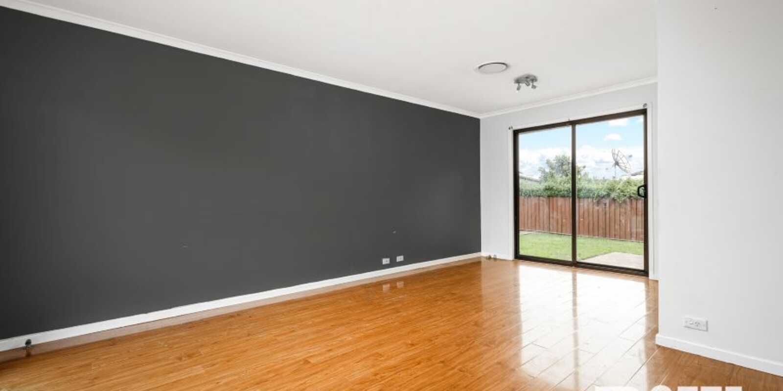 4 Galah Close St Clair