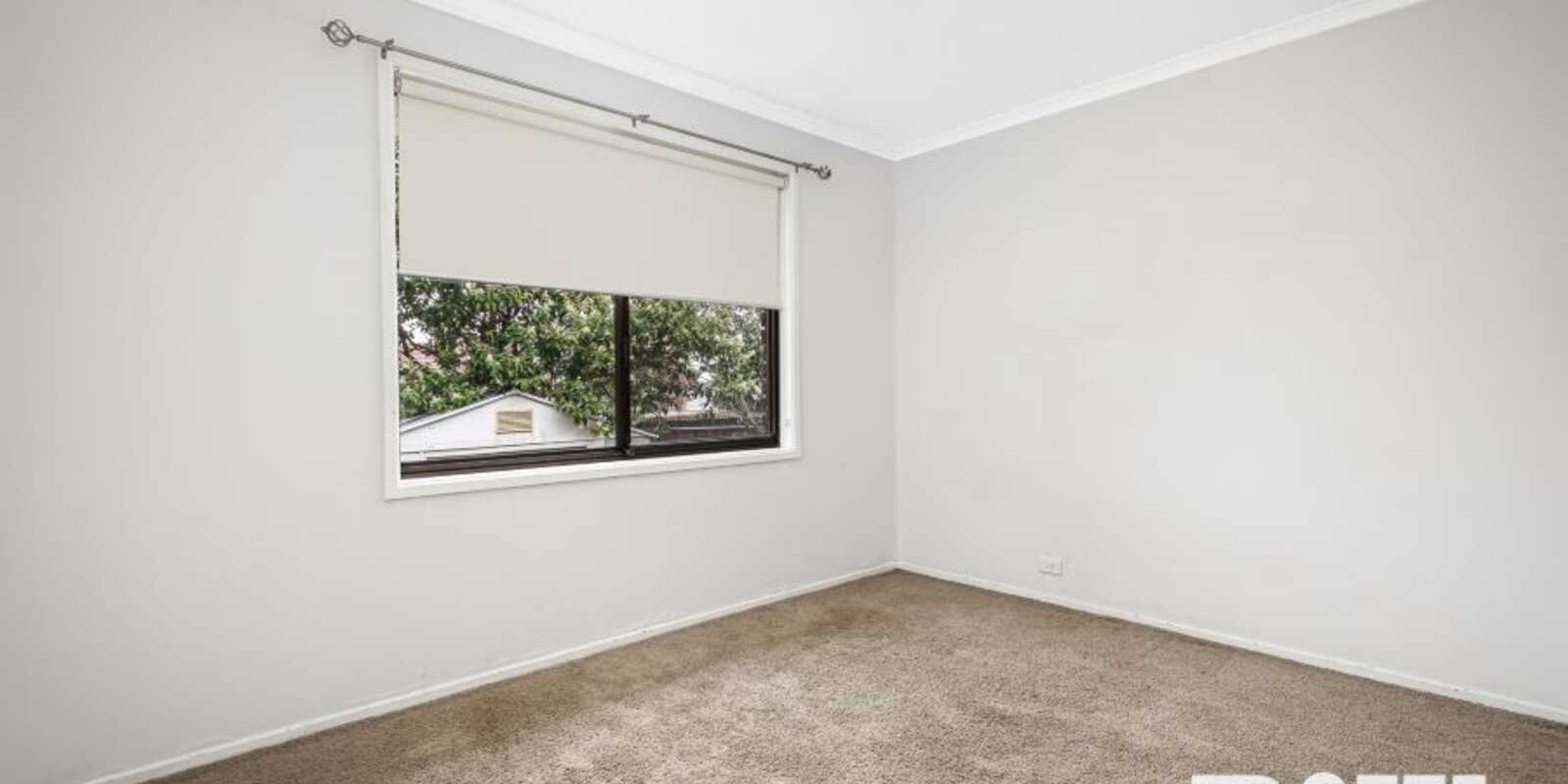 4 Galah Close St Clair