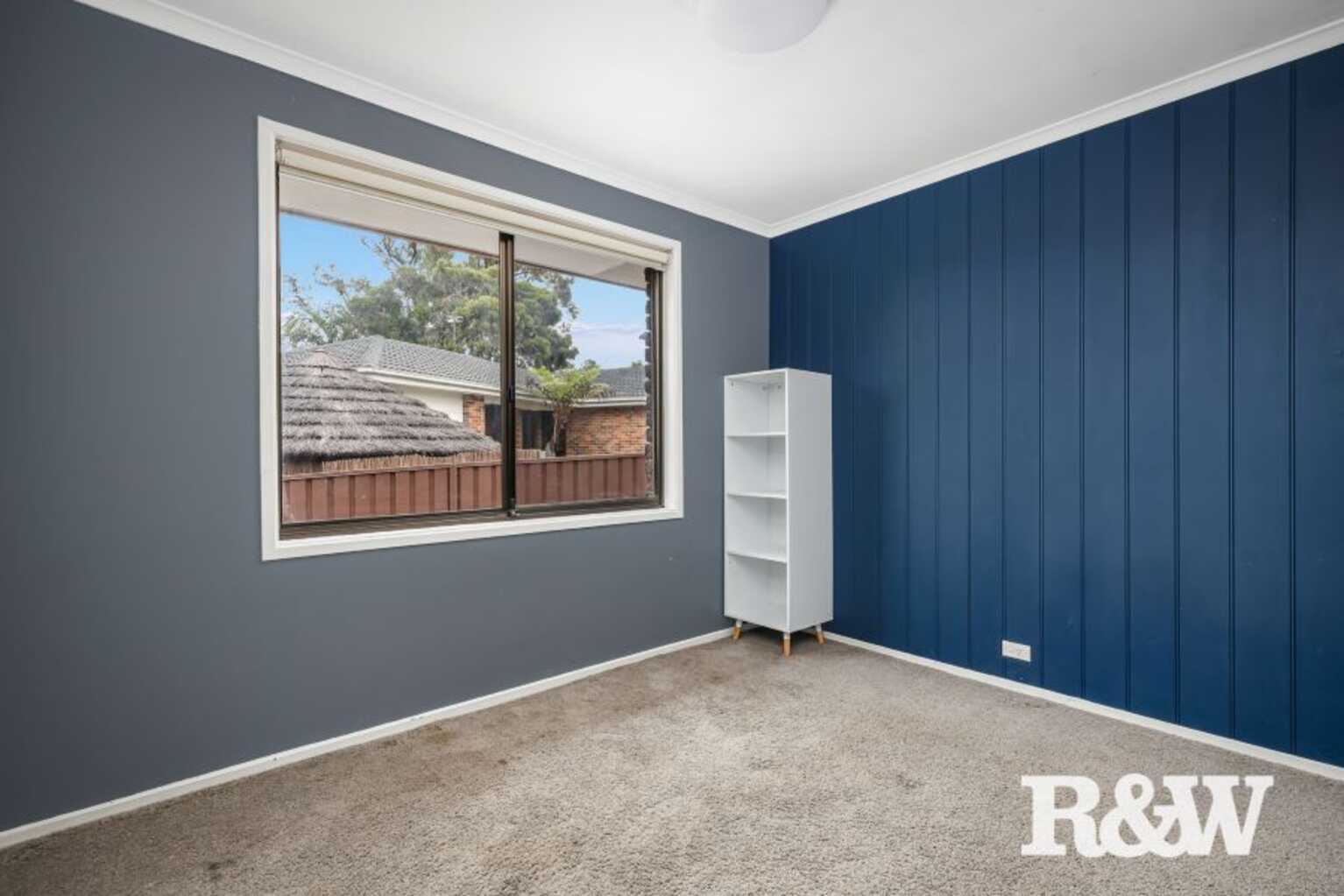4 Galah Close St Clair