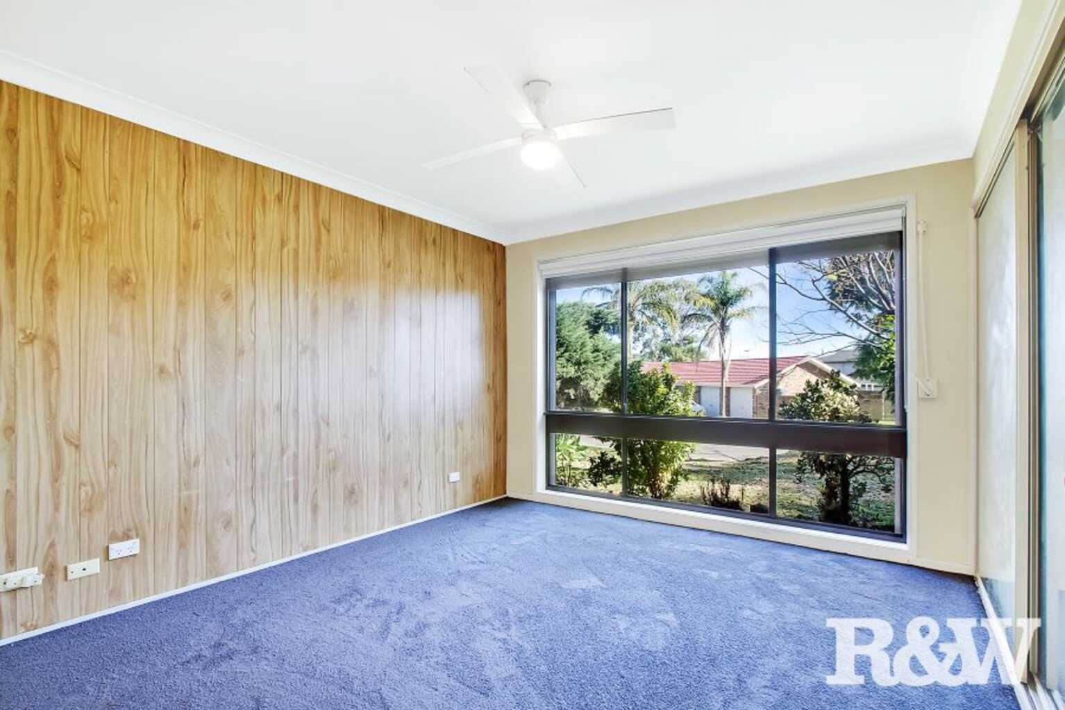 56 Timesweep Drive St Clair