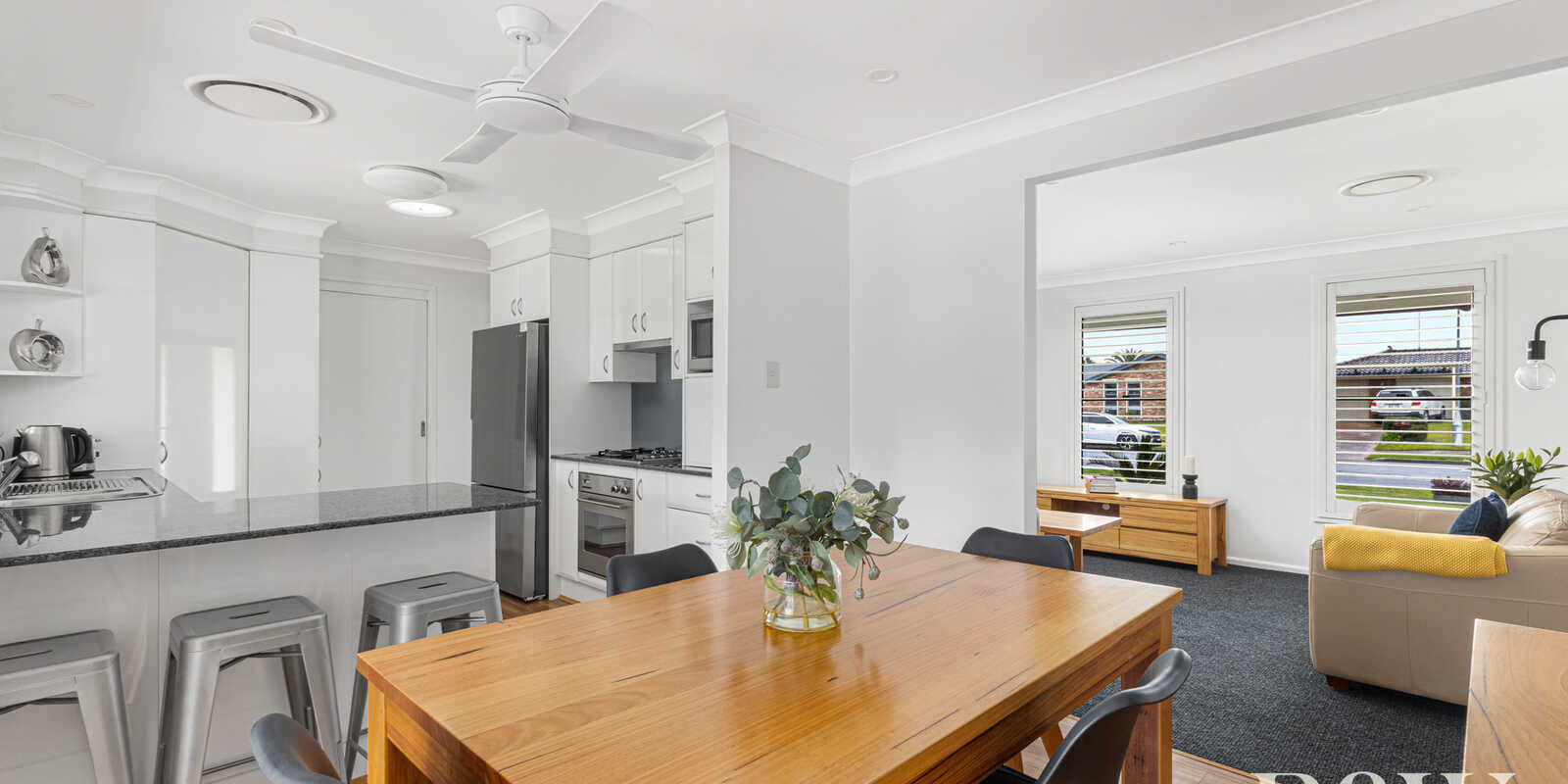 44 Endeavour Avenue St Clair