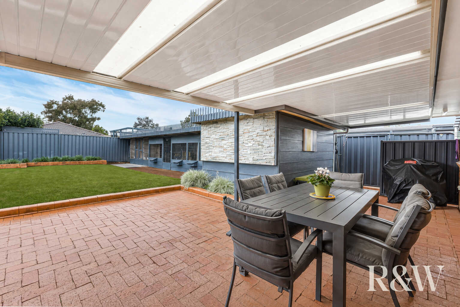 44 Endeavour Avenue St Clair