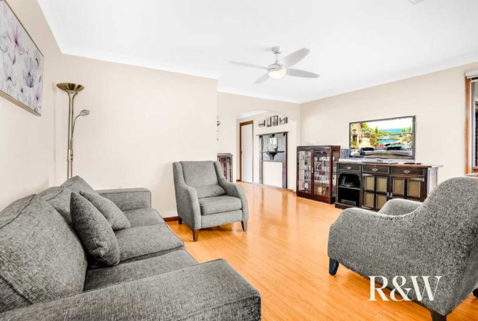 9 Dryberry Avenue St Clair