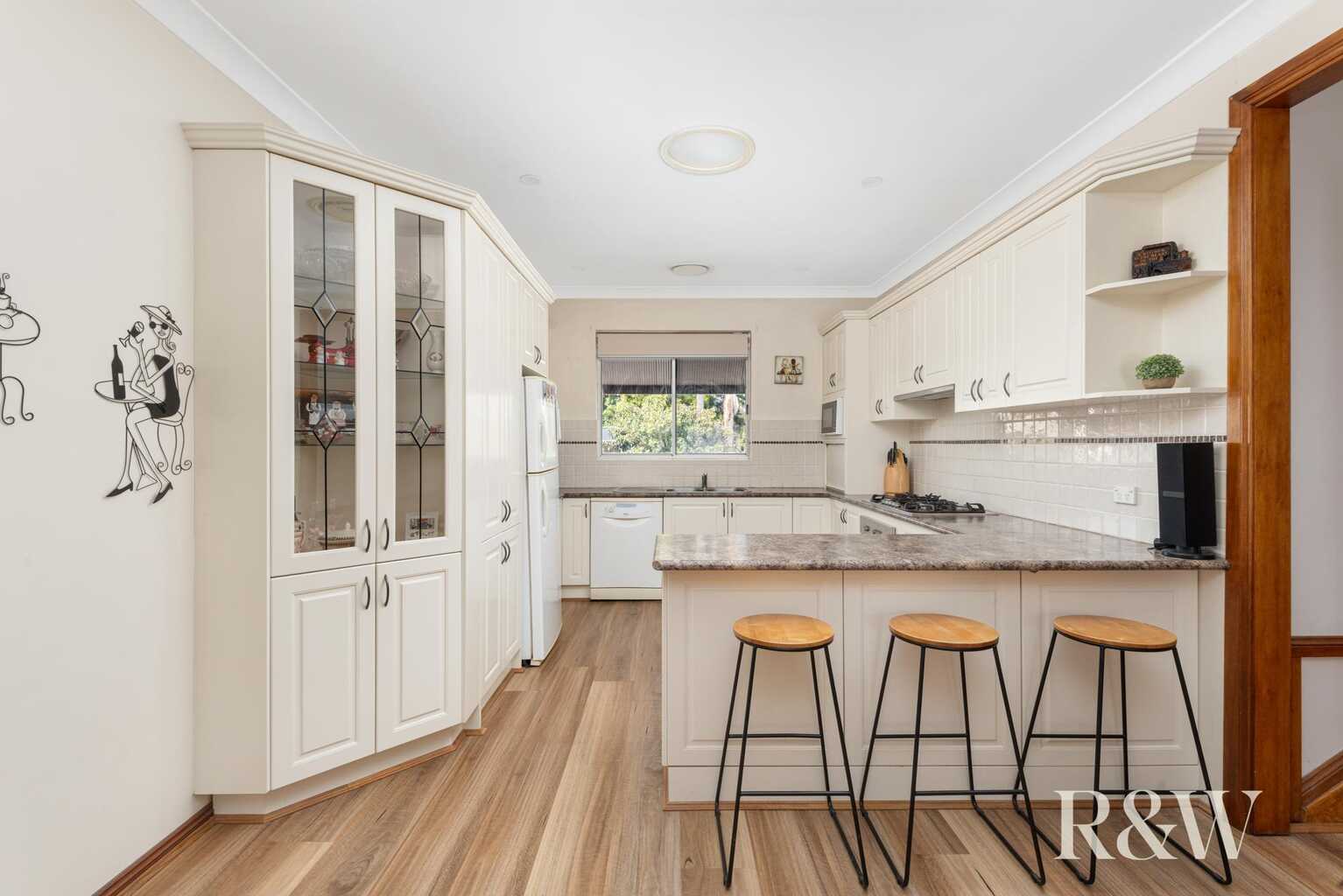 3 Caribou Close St Clair 3 Caribou Close St Clair