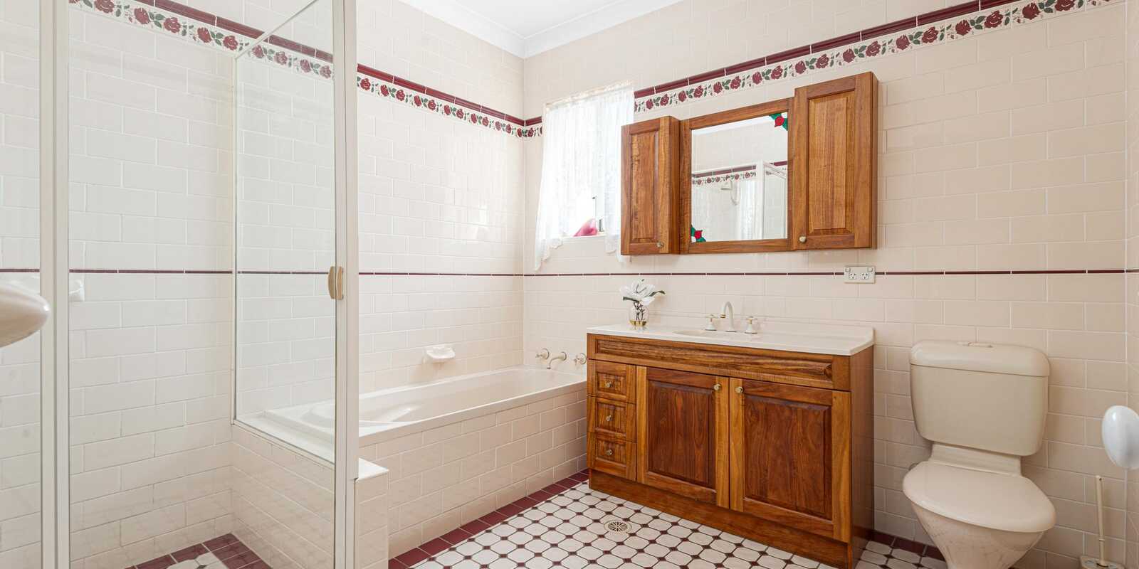 3 Caribou Close St Clair 3 Caribou Close St Clair