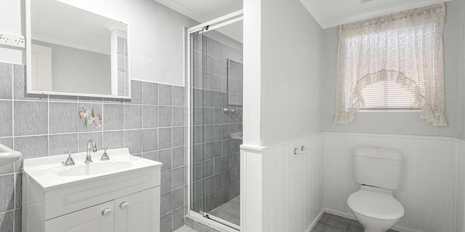 3 Caribou Close St Clair 3 Caribou Close St Clair
