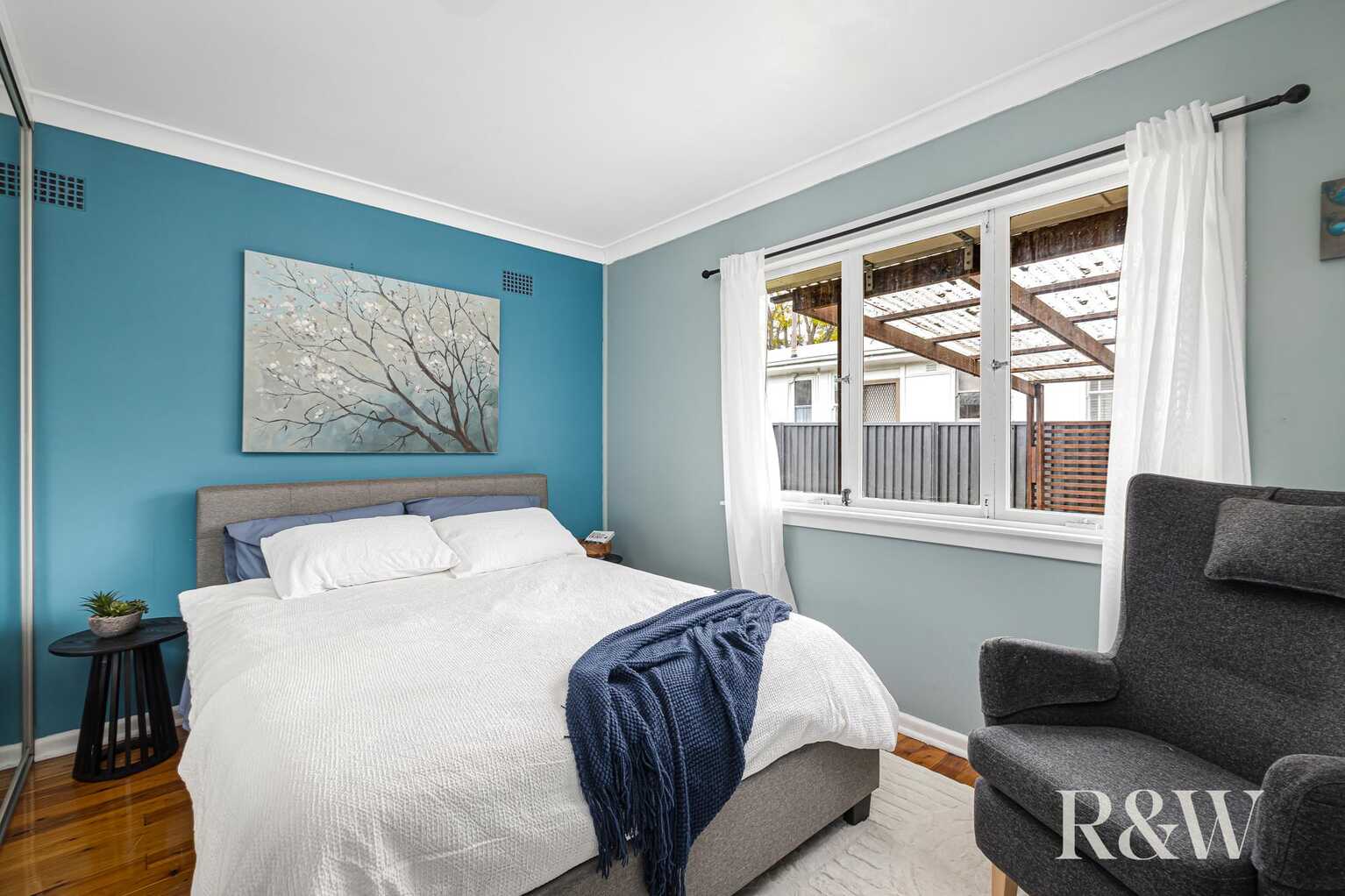 27 & 27A Ellsworth Drive Tregear