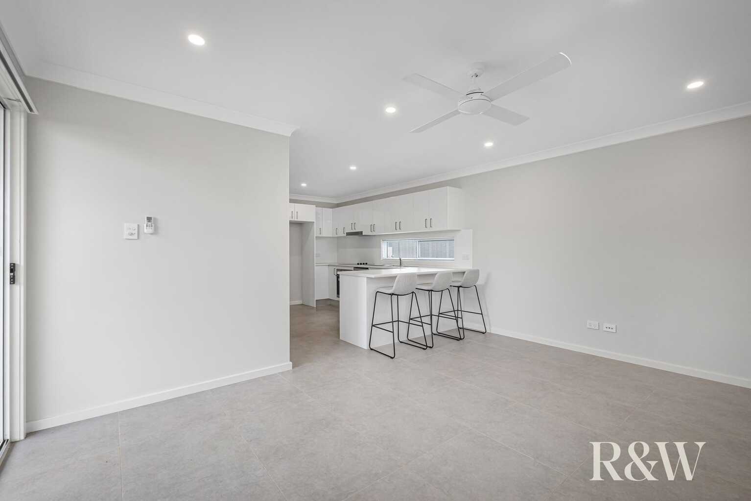 27 & 27A Ellsworth Drive Tregear